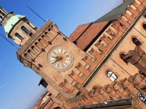 Bologna_palazzo_co,une