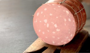 mortadella taglio