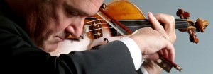 il celebre violinista e violista israeliano Pinchas Zukerman al Manzoni lunedì