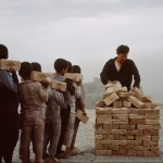 ida Abdul Bricksellers of Kabul, 2006 16mm film trasferito in dvd  6'00'' Collezione La Gaia Courtesy Giorgio Persano Torino