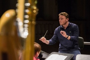 Mariotti dirige_foto Rocco_Casaluci_2015