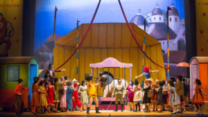 I dipinti del Circo di Botero per L’elisir d’amore di Donizetti al Comunale
