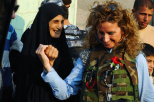 Anna Prouse a a Palazzo Fava da San Domenico per la Giornata Internazionale della Croce Rossa e Mezza Luna Rossa