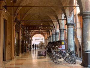 aMa Bologna Estate STORIES: Incontri in libreria di giugno